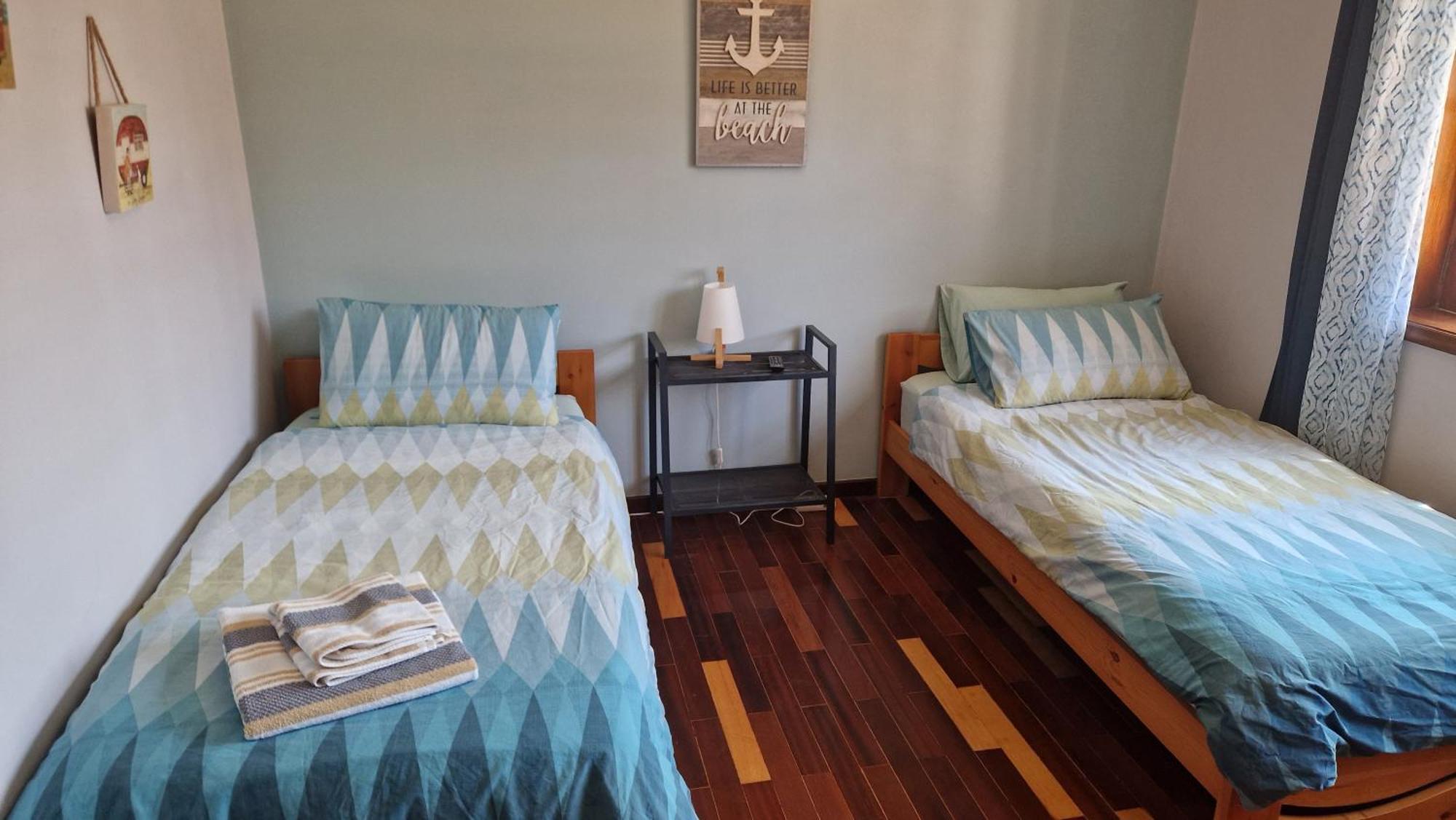 Beachwalk Guesthouse 에스모리츠 외부 사진